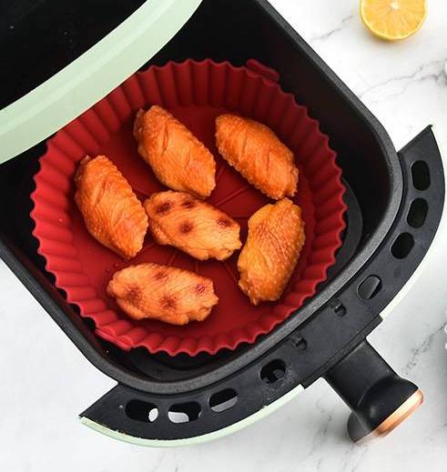 Red silicone air fryer lining 8.5 in